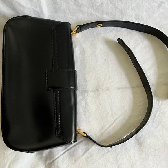 Salvatore Ferragamo Grancini Leather handbag - Picture 8 of 11